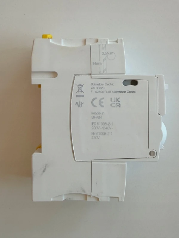 Schneider A9R61225 wyłącznik różnicowoprądowy 2P 25A 30mA SI- Outlet