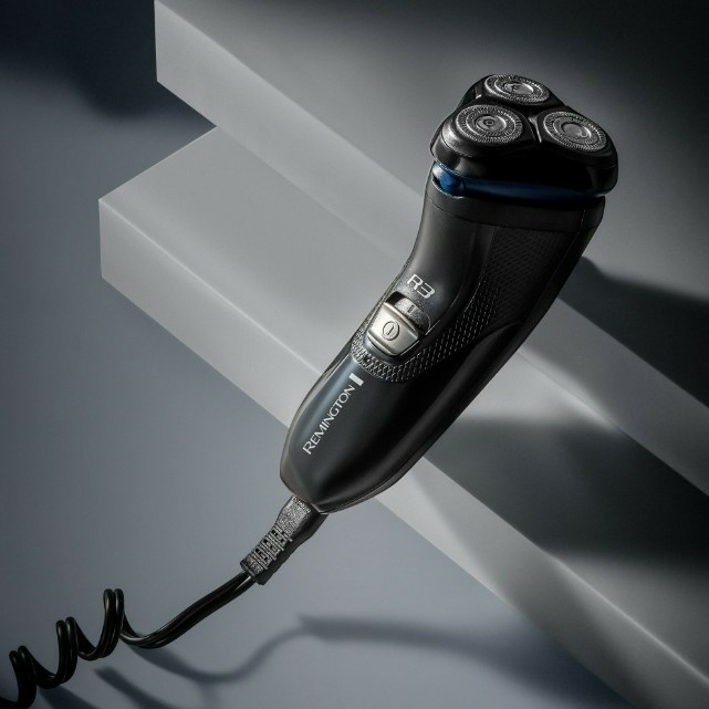 Remington R3002 golarka rotacyjna 3 Day Stubble z trymerem